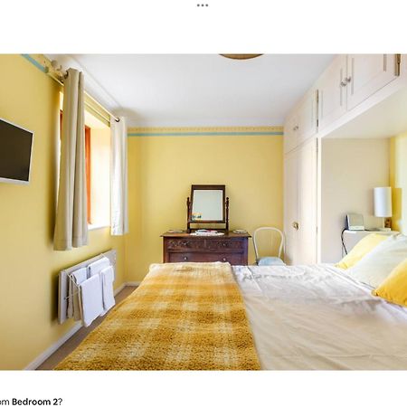 2 Bedrooms Apartment With Free Parking Lancing Esterno foto